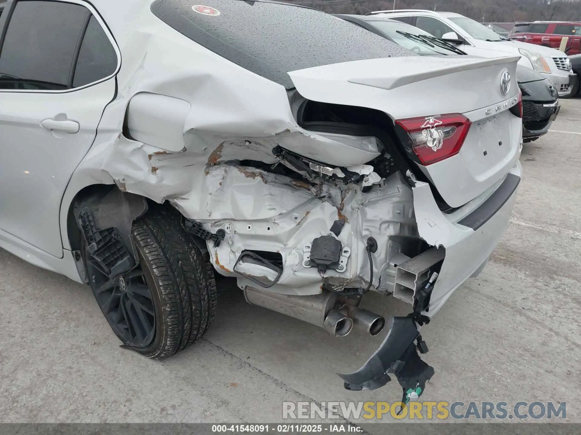 6 Фотография поврежденного автомобиля 4T1K61BK3PU105321 TOYOTA CAMRY 2023