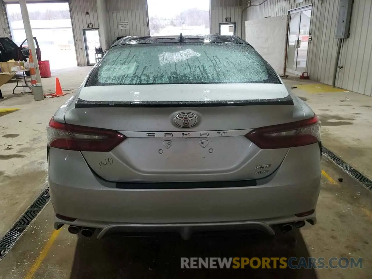 6 Фотография поврежденного автомобиля 4T1K61BK6PU074999 TOYOTA CAMRY 2023