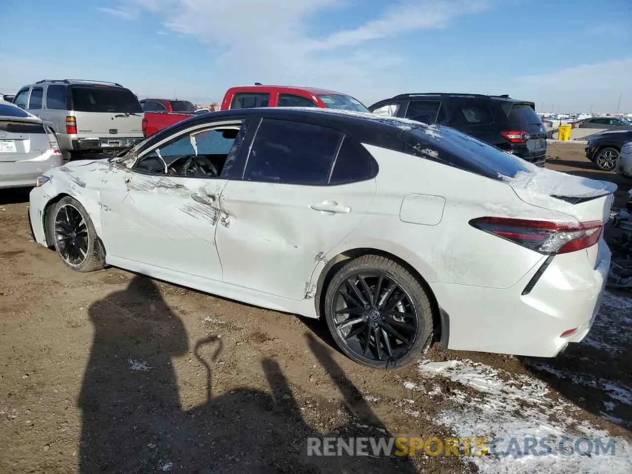2 Фотография поврежденного автомобиля 4T1K61BK6PU098350 TOYOTA CAMRY 2023