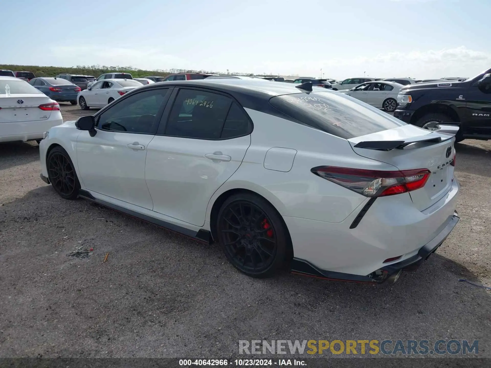 3 Фотография поврежденного автомобиля 4T1KZ1AK1PU072859 TOYOTA CAMRY 2023