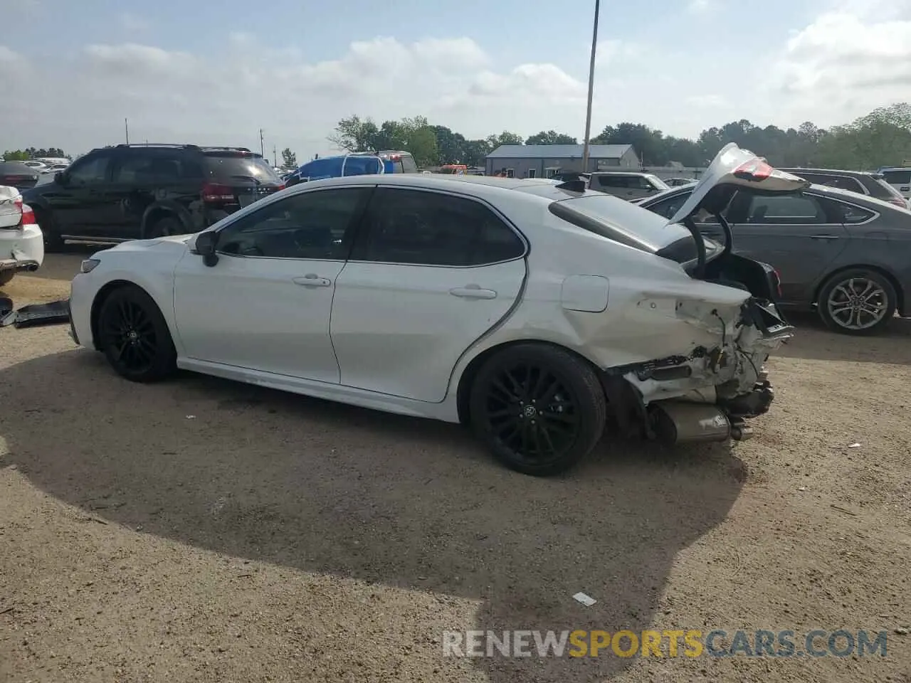 2 Photograph of a damaged car 4T1KZ1AK5PU083458 TOYOTA CAMRY 2023