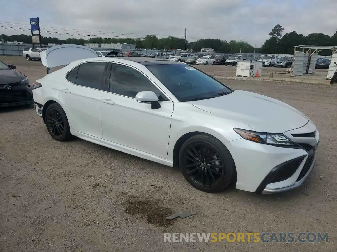 4 Photograph of a damaged car 4T1KZ1AK5PU083458 TOYOTA CAMRY 2023