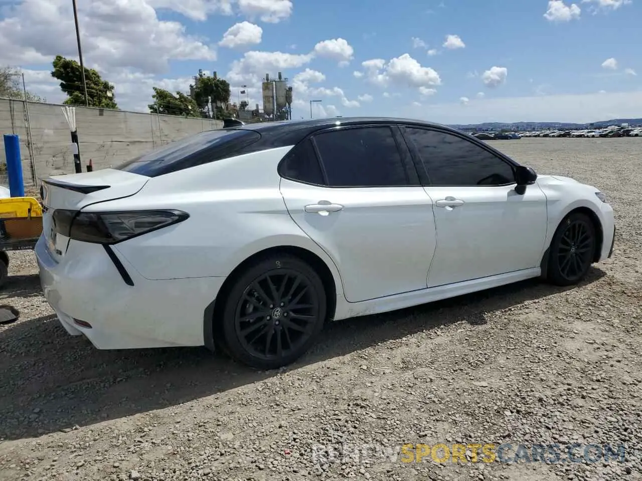 3 Photograph of a damaged car 4T1KZ1AK9PU078635 TOYOTA CAMRY 2023