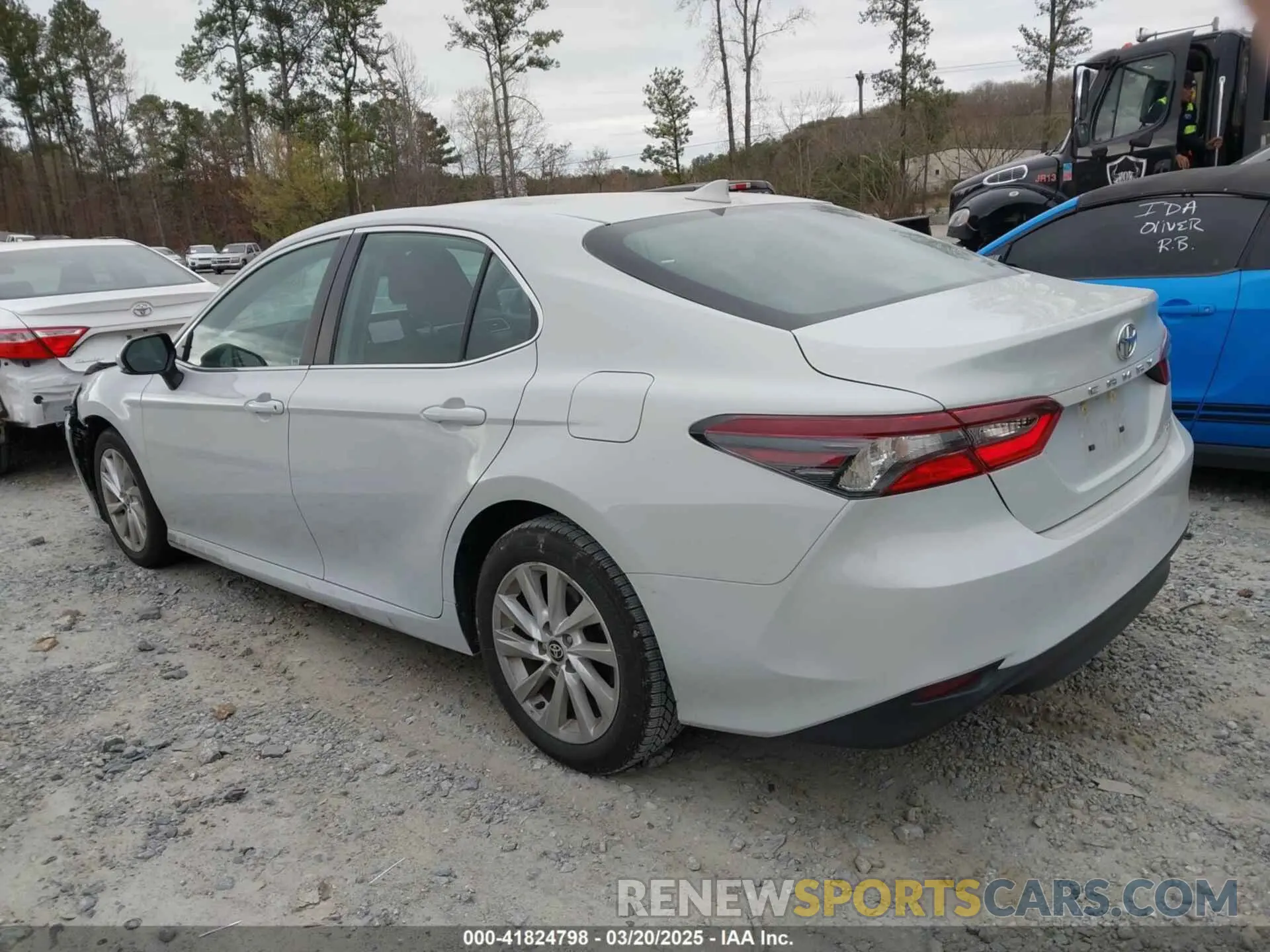 14 Фотография поврежденного автомобиля 4T1R11AK2PU098196 TOYOTA CAMRY 2023