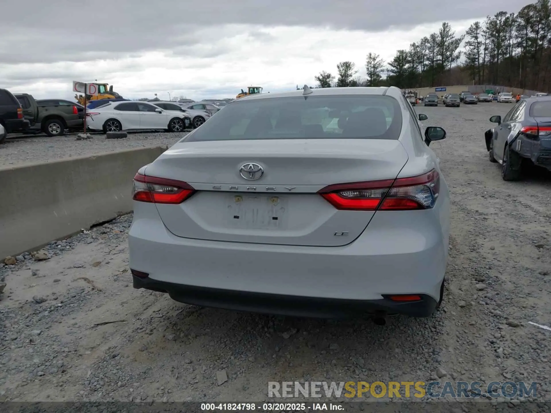 16 Фотография поврежденного автомобиля 4T1R11AK2PU098196 TOYOTA CAMRY 2023