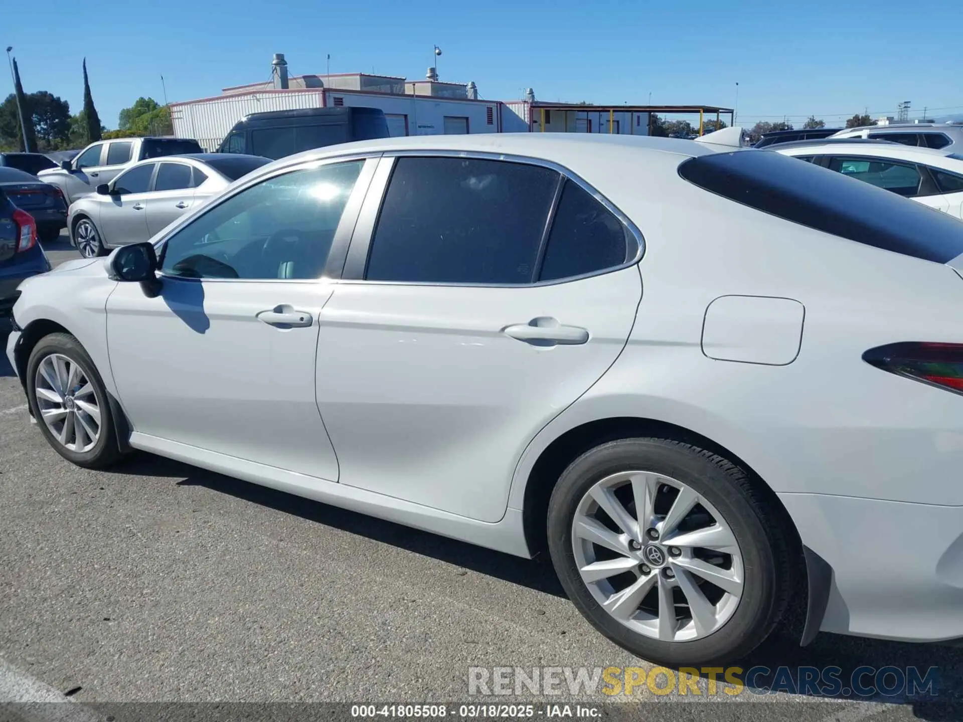 15 Фотография поврежденного автомобиля 4T1R11AK2PU162382 TOYOTA CAMRY 2023