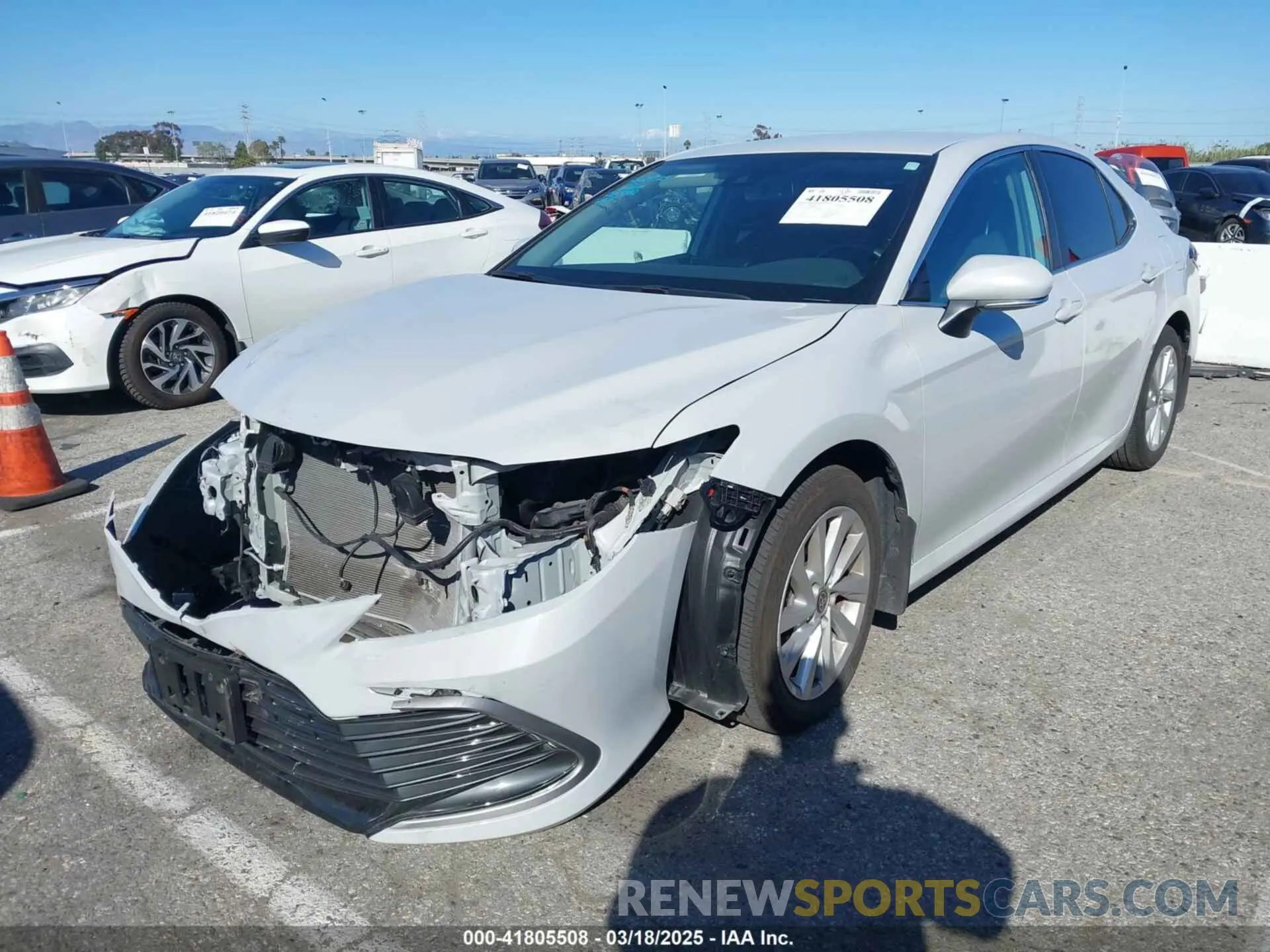 2 Фотография поврежденного автомобиля 4T1R11AK2PU162382 TOYOTA CAMRY 2023