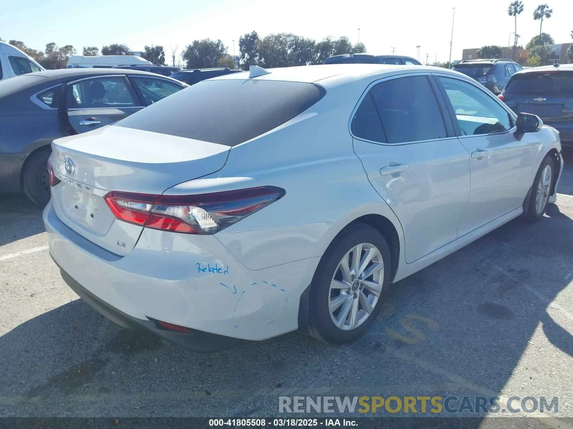 4 Фотография поврежденного автомобиля 4T1R11AK2PU162382 TOYOTA CAMRY 2023
