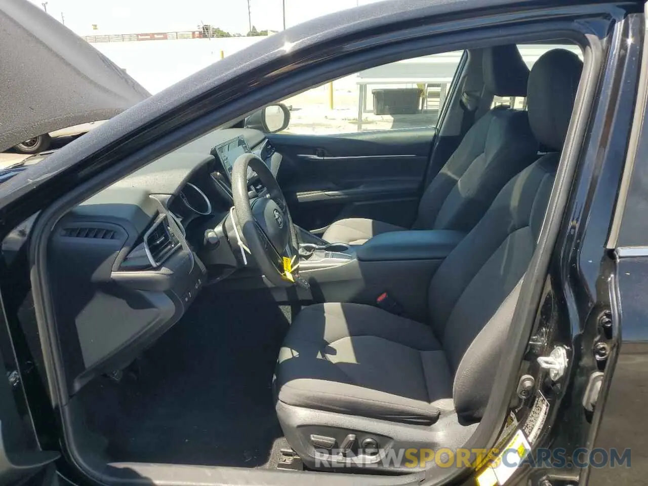 7 Photograph of a damaged car 4T1R11AK5PU102063 TOYOTA CAMRY 2023
