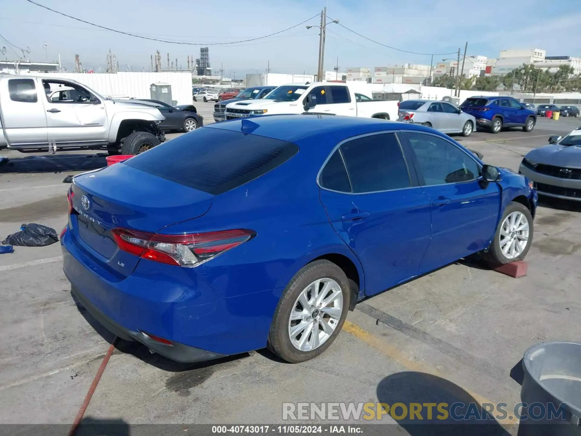 4 Фотография поврежденного автомобиля 4T1R11AK5PU139310 TOYOTA CAMRY 2023