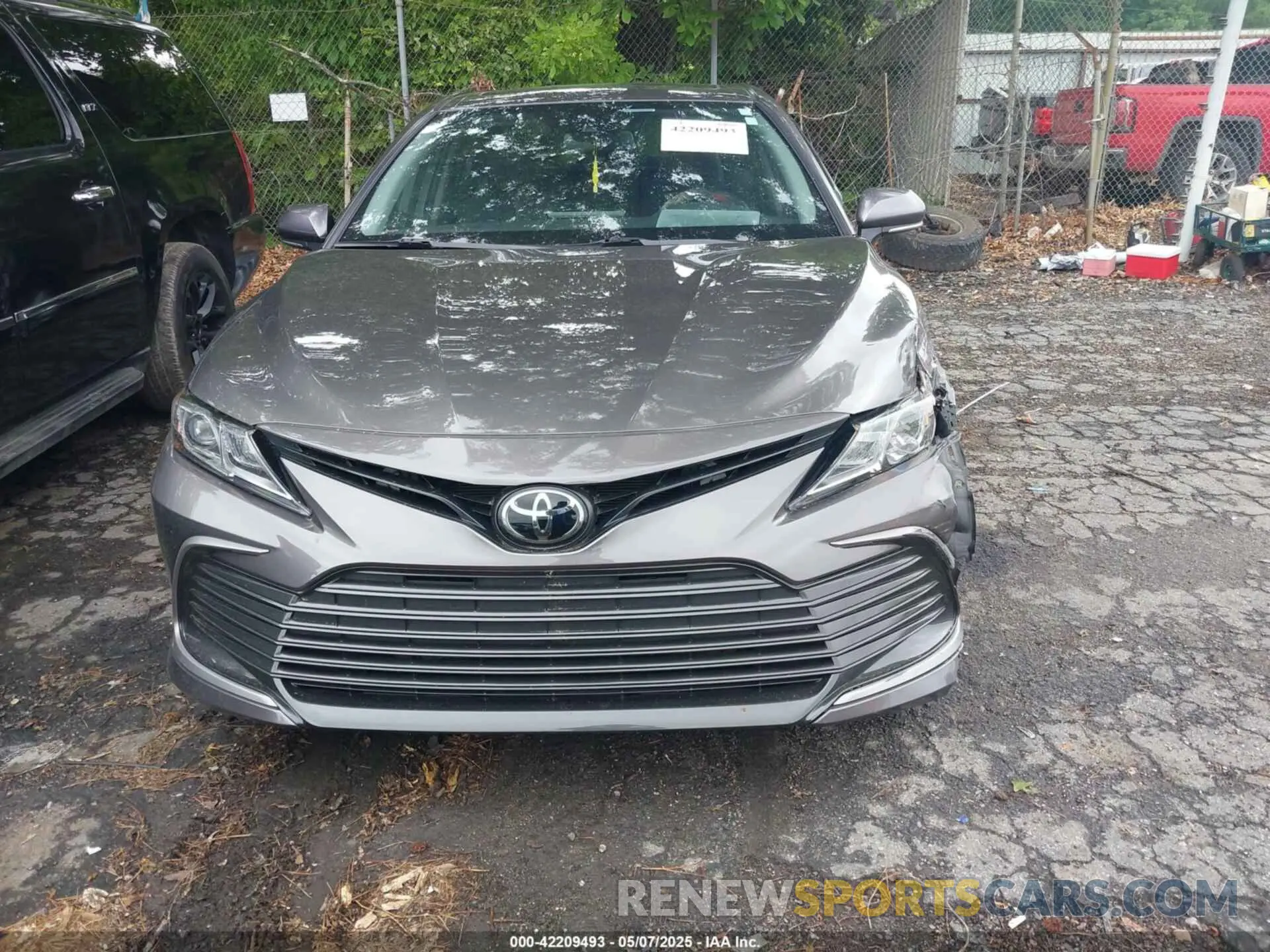 12 Photograph of a damaged car 4T1R11AK5PU163915 TOYOTA CAMRY 2023