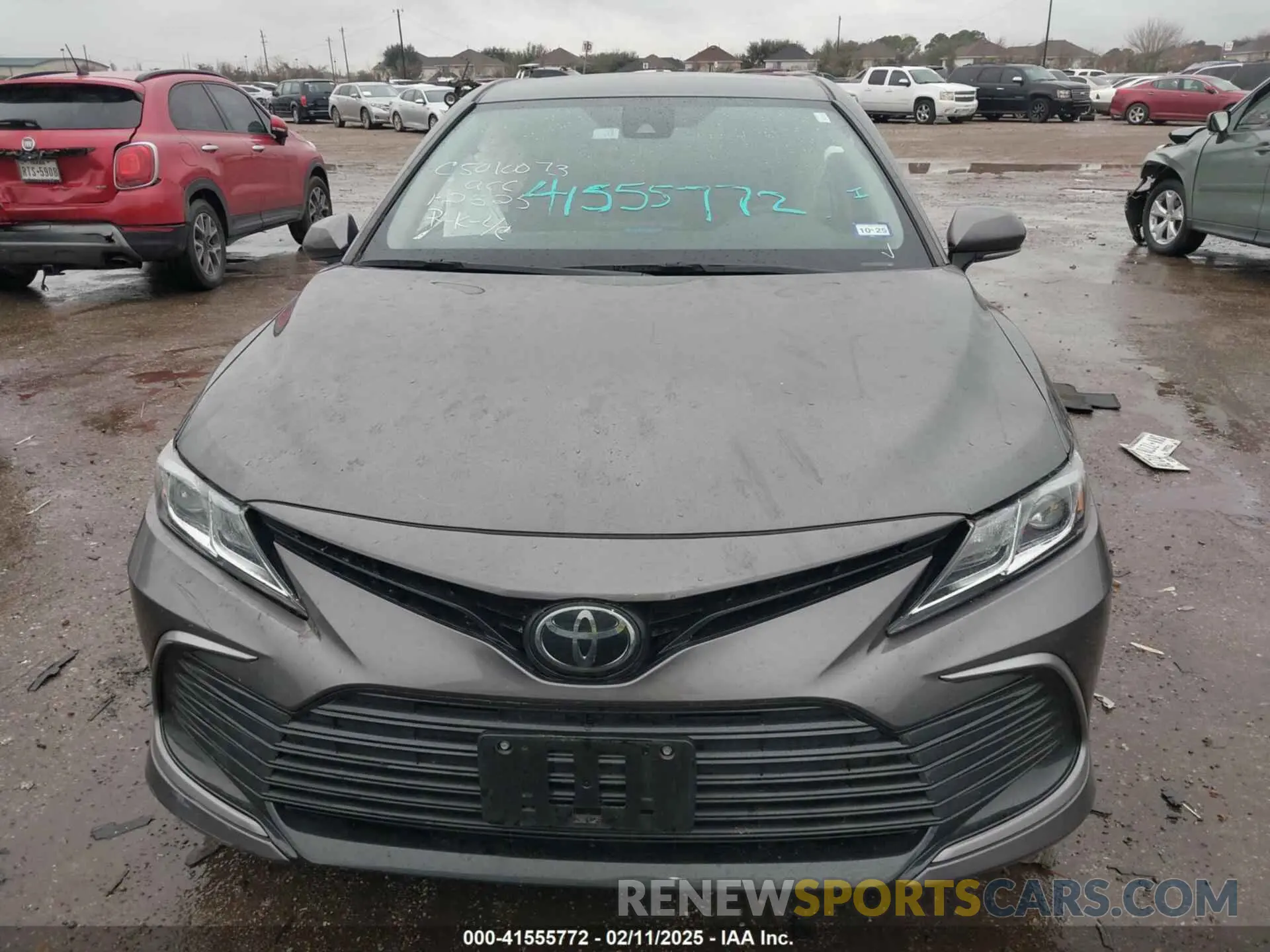 12 Фотография поврежденного автомобиля 4T1R11AK5PU738157 TOYOTA CAMRY 2023