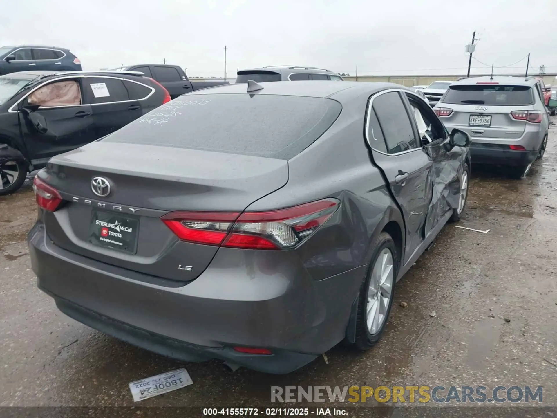 4 Фотография поврежденного автомобиля 4T1R11AK5PU738157 TOYOTA CAMRY 2023