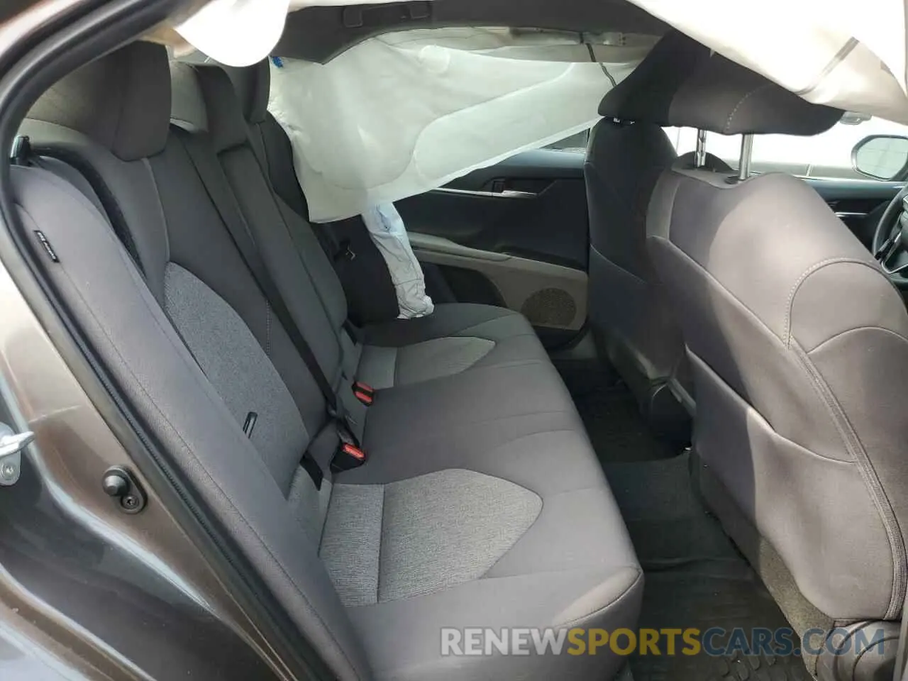 10 Photograph of a damaged car 4T1R11AK5PU808496 TOYOTA CAMRY 2023