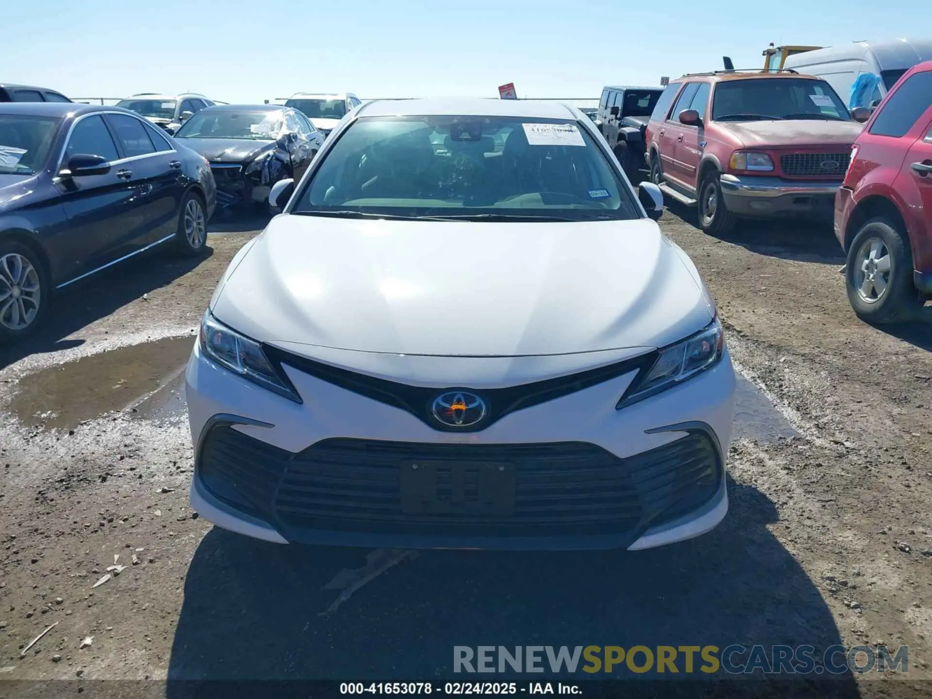 12 Фотография поврежденного автомобиля 4T1R11AK6PU094121 TOYOTA CAMRY 2023