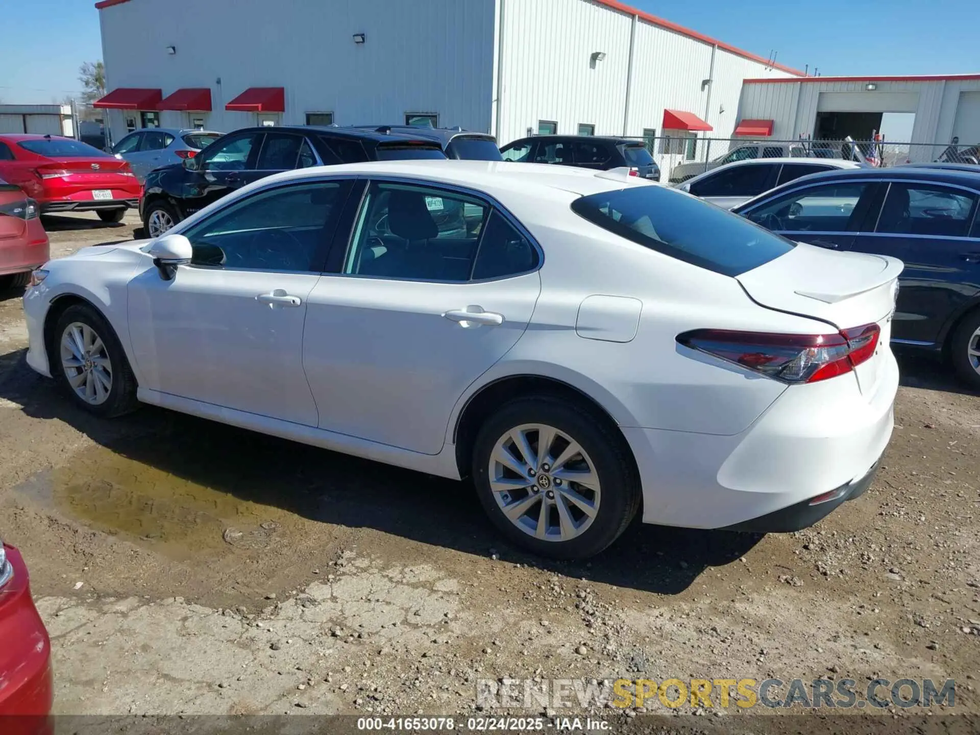 14 Фотография поврежденного автомобиля 4T1R11AK6PU094121 TOYOTA CAMRY 2023