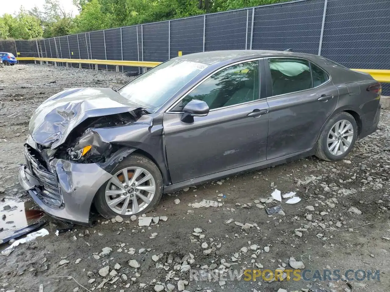 1 Photograph of a damaged car 4T1R11AK6PU129675 TOYOTA CAMRY 2023