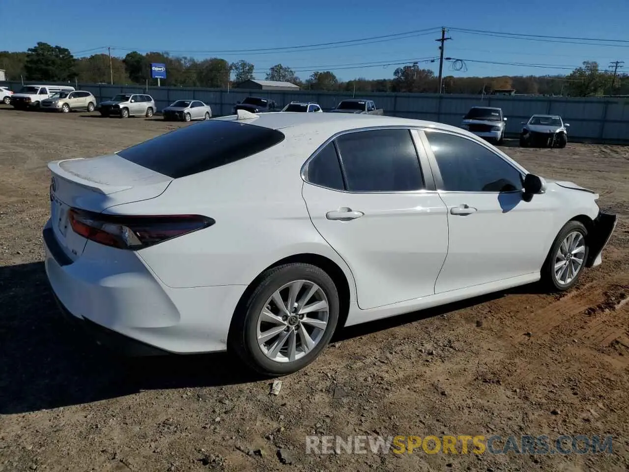 3 Photograph of a damaged car 4T1R11AK6PU738619 TOYOTA CAMRY 2023