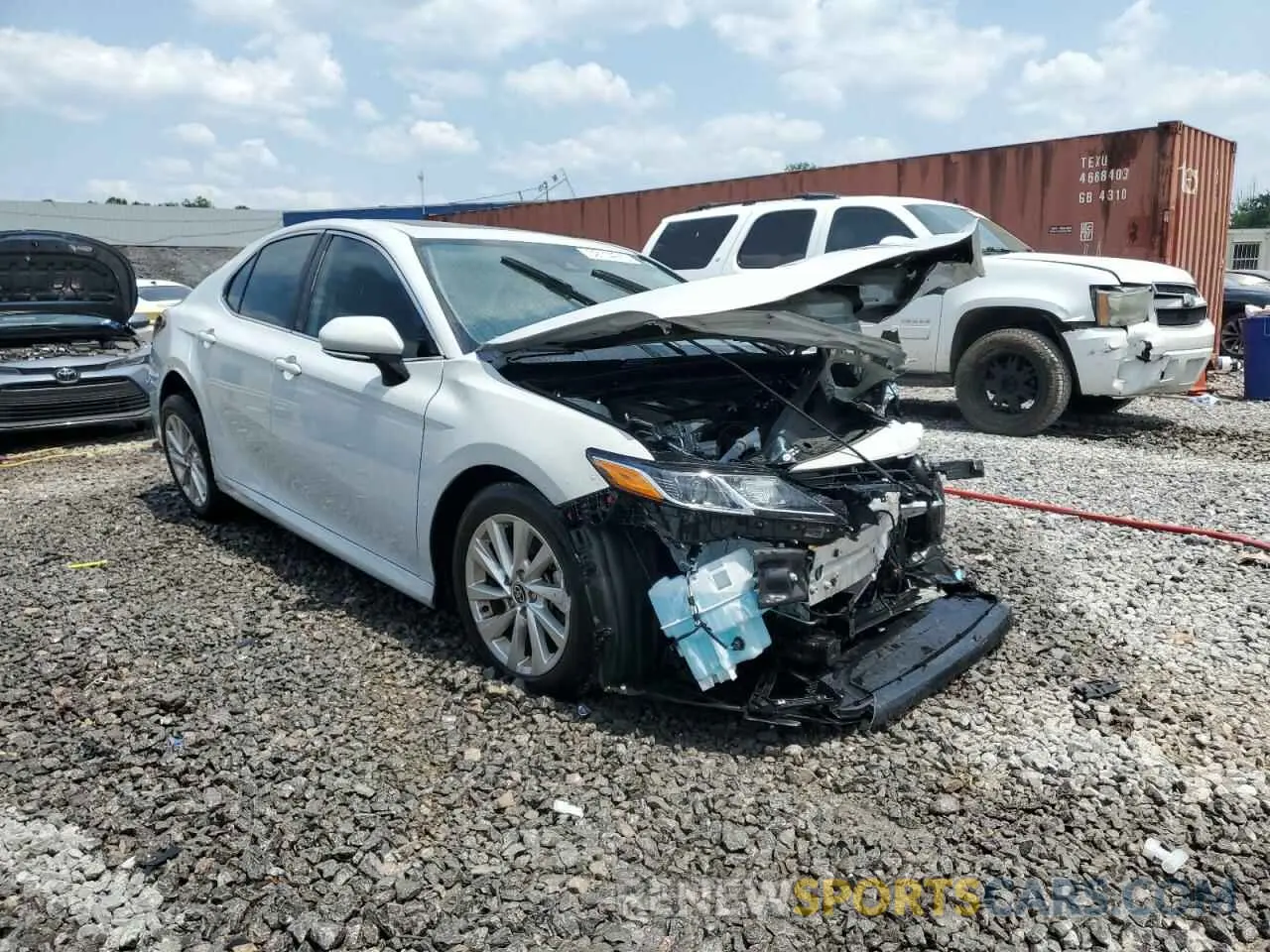4 Photograph of a damaged car 4T1R11AK8PU148955 TOYOTA CAMRY 2023