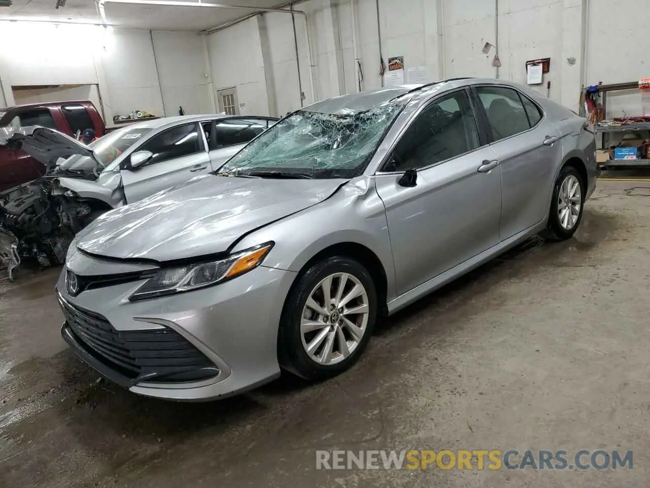 1 Photograph of a damaged car 4T1R11AKXPU782607 TOYOTA CAMRY 2023