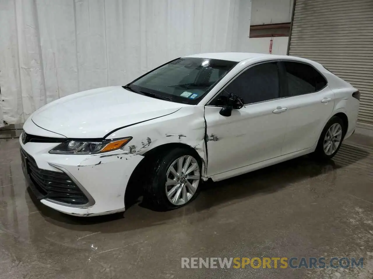 1 Фотография поврежденного автомобиля 4T1R11BK6PU078029 TOYOTA CAMRY 2023