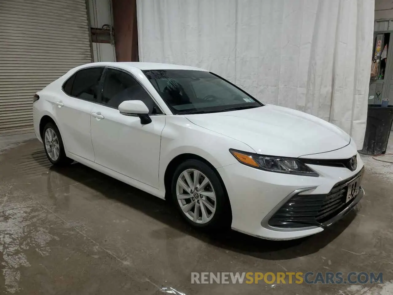 4 Фотография поврежденного автомобиля 4T1R11BK6PU078029 TOYOTA CAMRY 2023