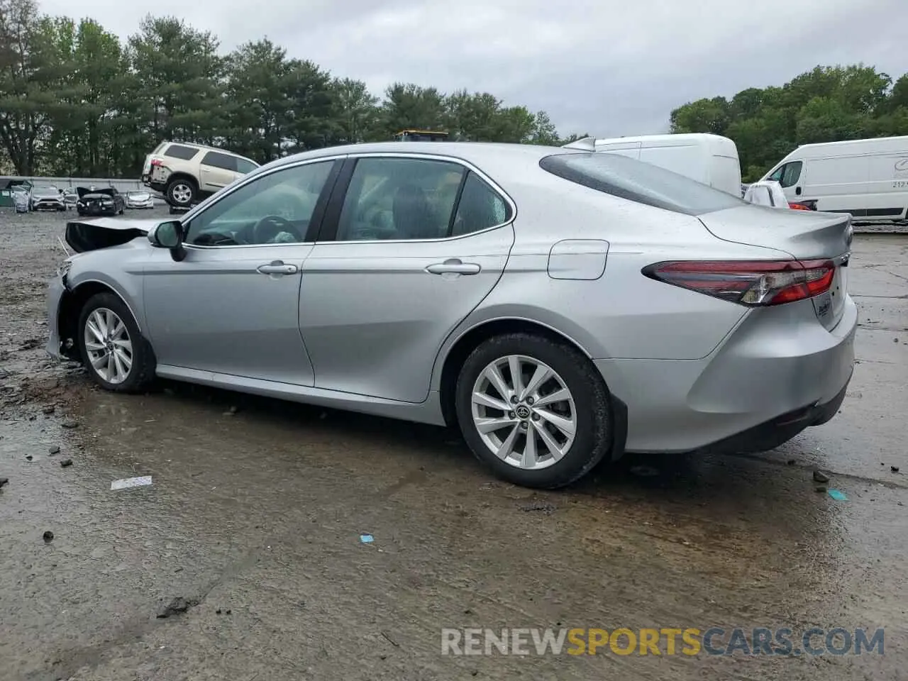 2 Photograph of a damaged car 4T1R11BKXPU096050 TOYOTA CAMRY 2023