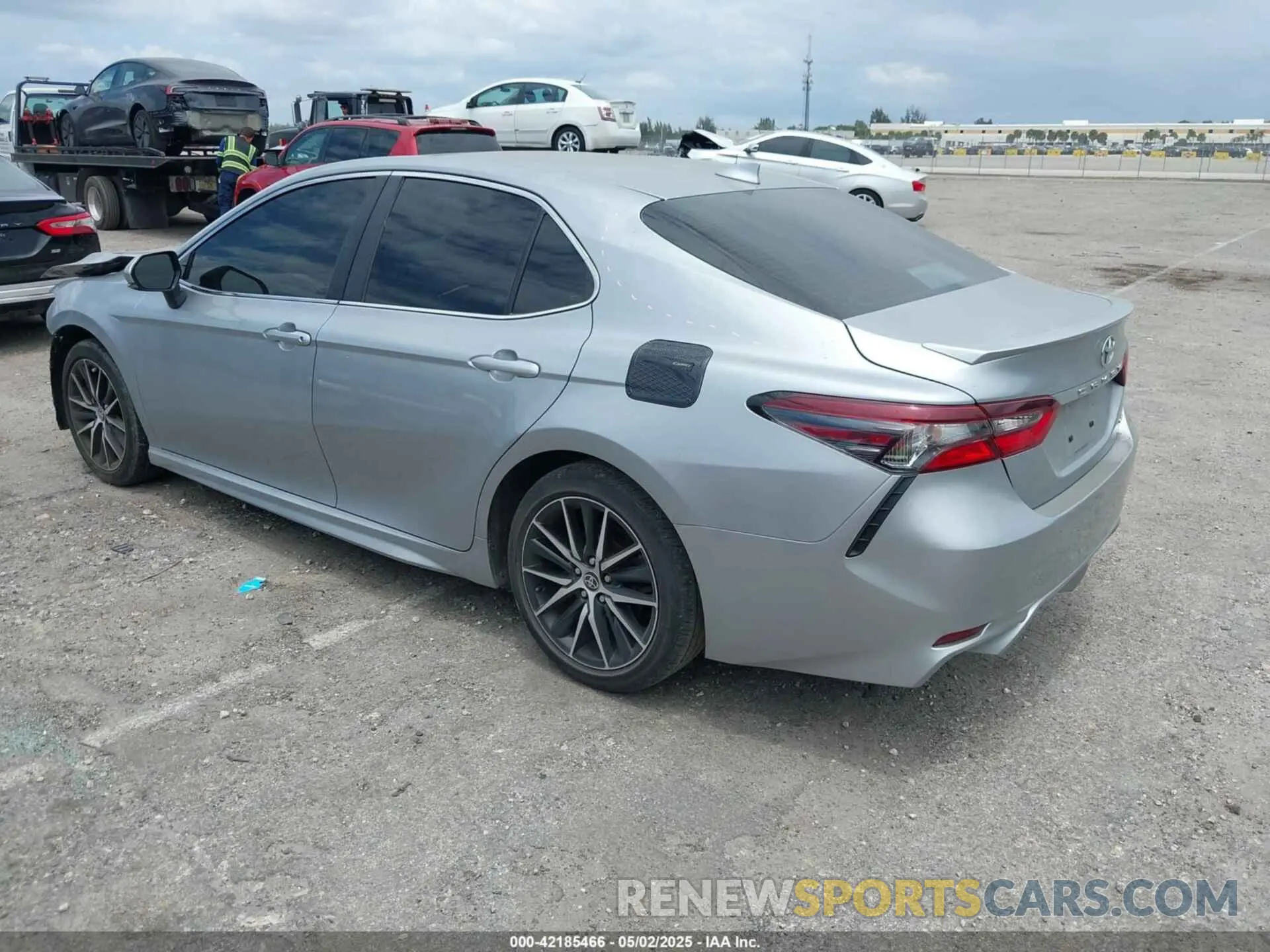 3 Фотография поврежденного автомобиля 4T1S11AK6PU134957 TOYOTA CAMRY 2023
