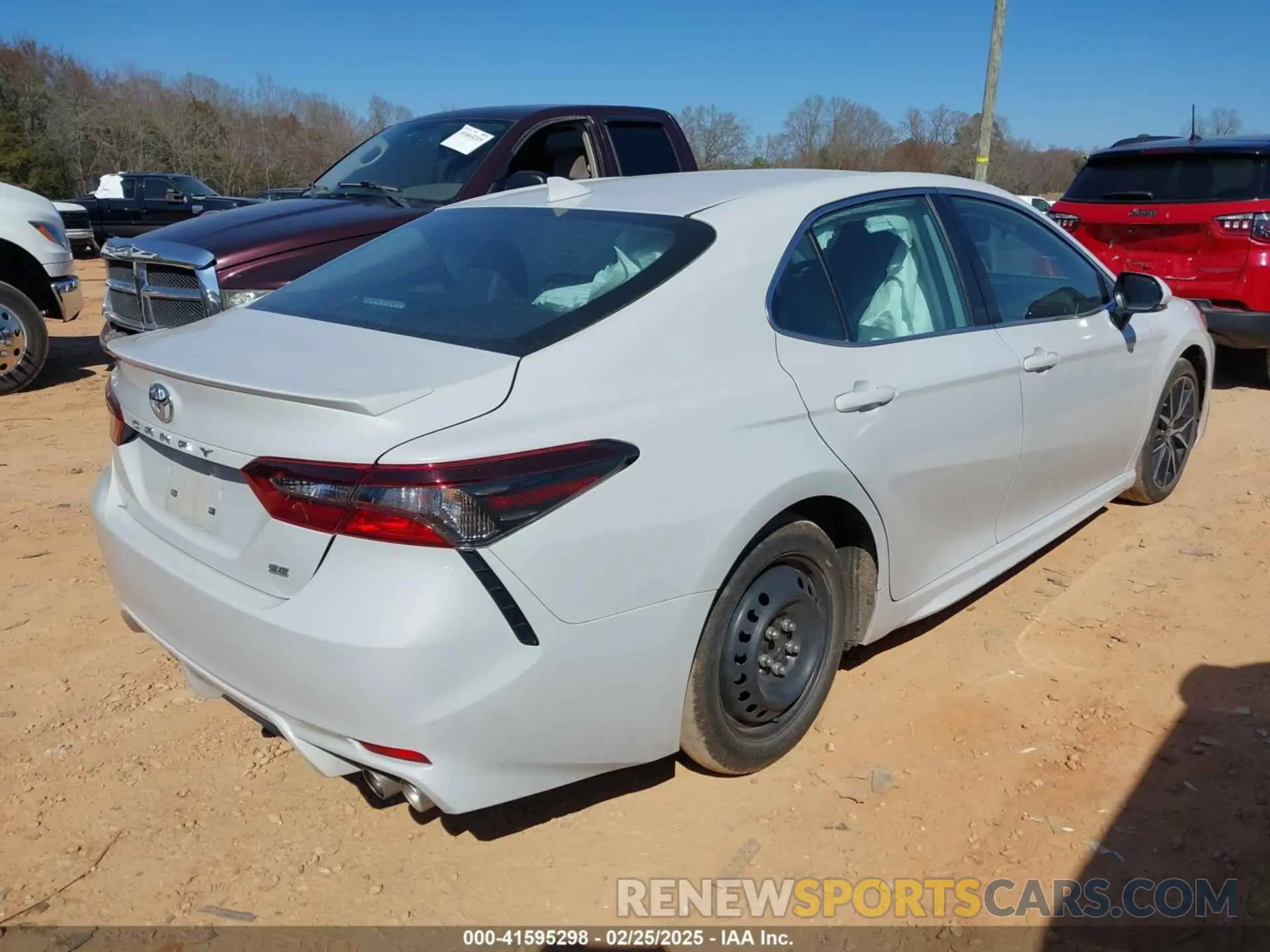 4 Фотография поврежденного автомобиля 4T1S11AK7PU133543 TOYOTA CAMRY 2023