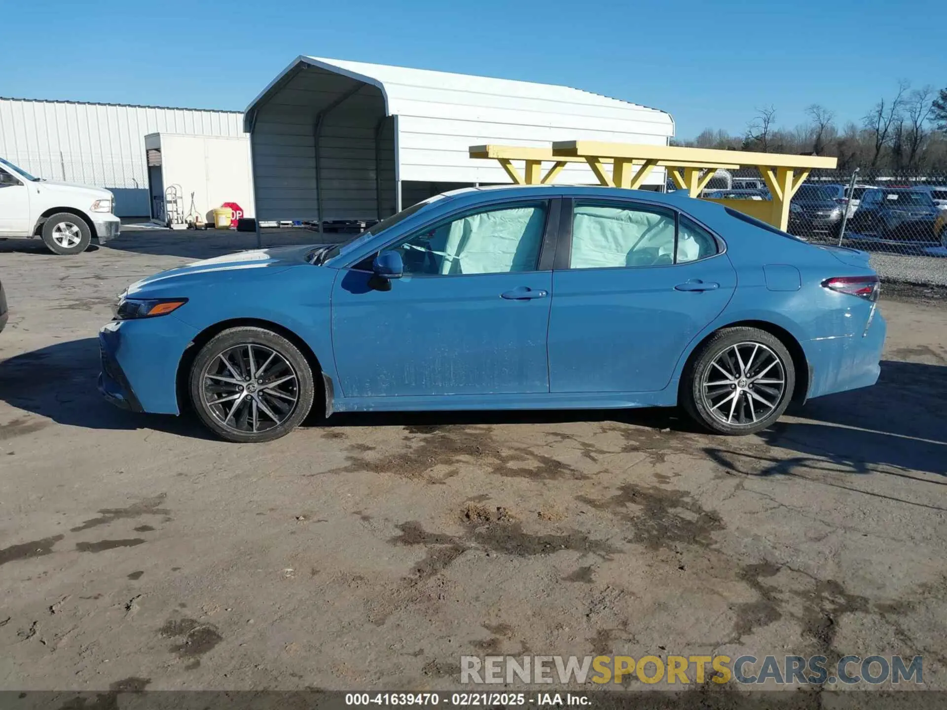 14 Photograph of a damaged car 4T1S11AKXPU125419 TOYOTA CAMRY 2023