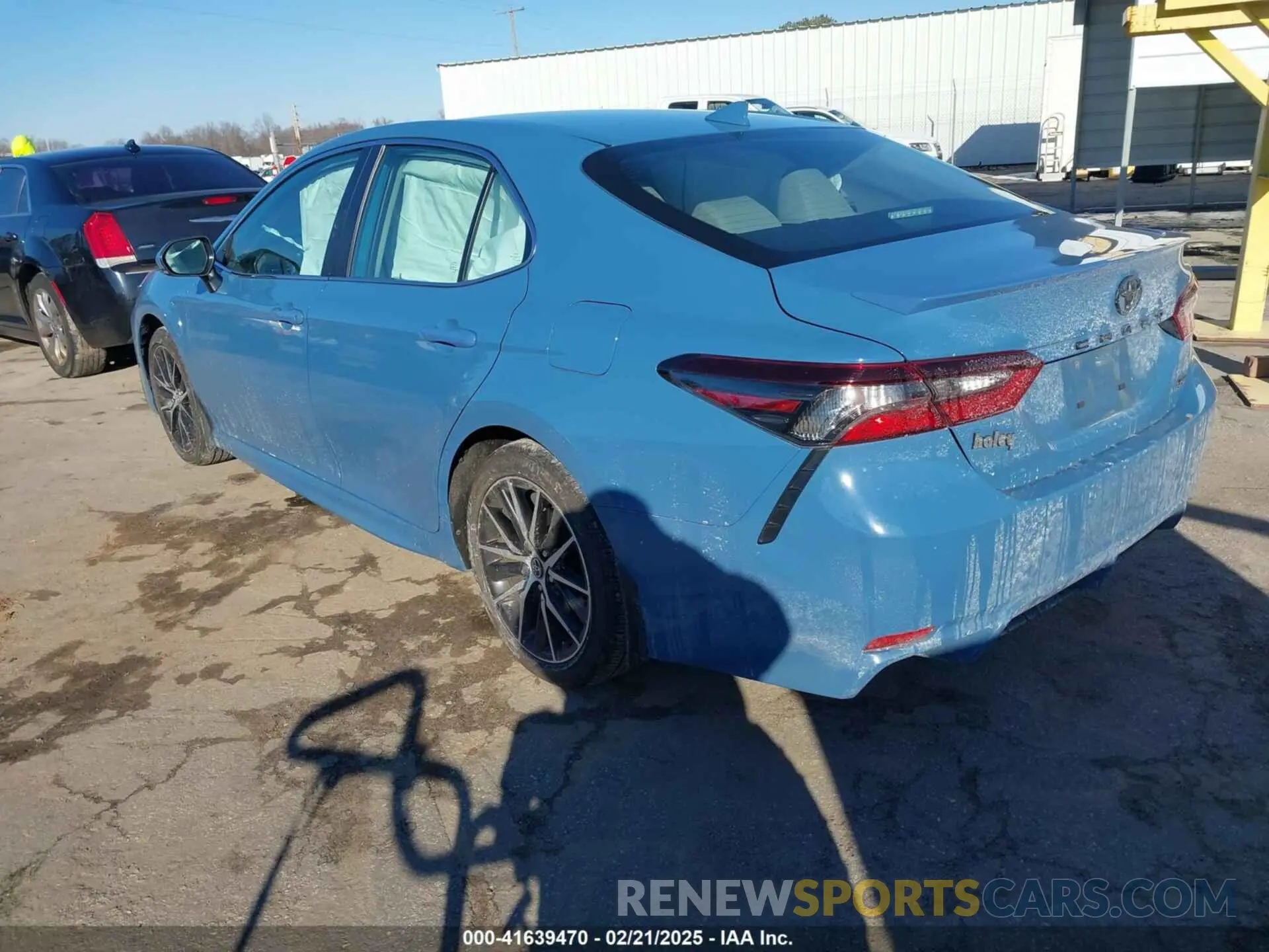 3 Photograph of a damaged car 4T1S11AKXPU125419 TOYOTA CAMRY 2023