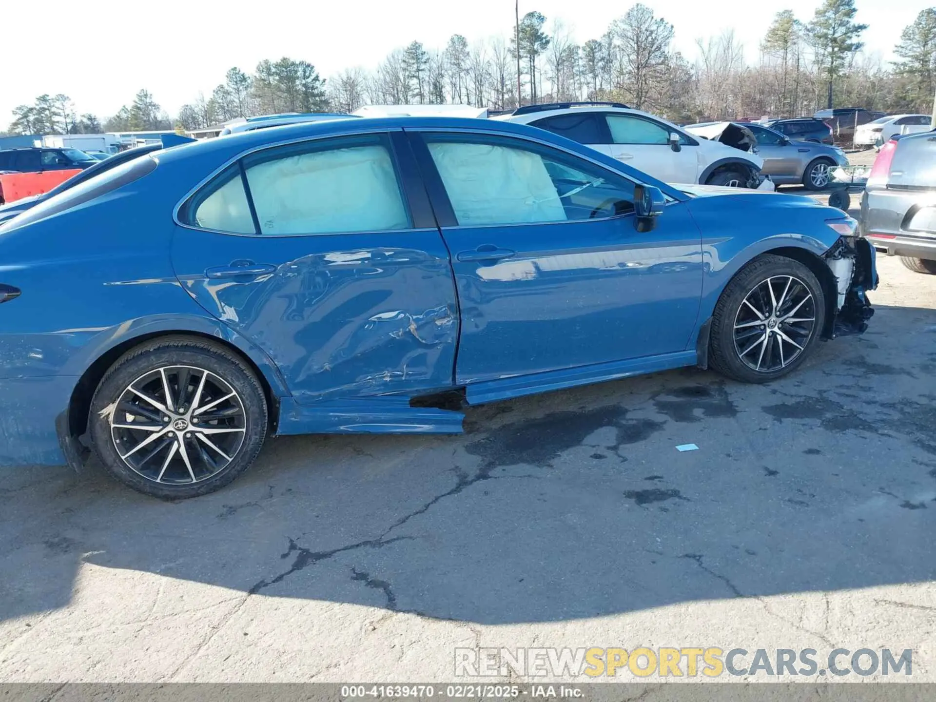 6 Photograph of a damaged car 4T1S11AKXPU125419 TOYOTA CAMRY 2023
