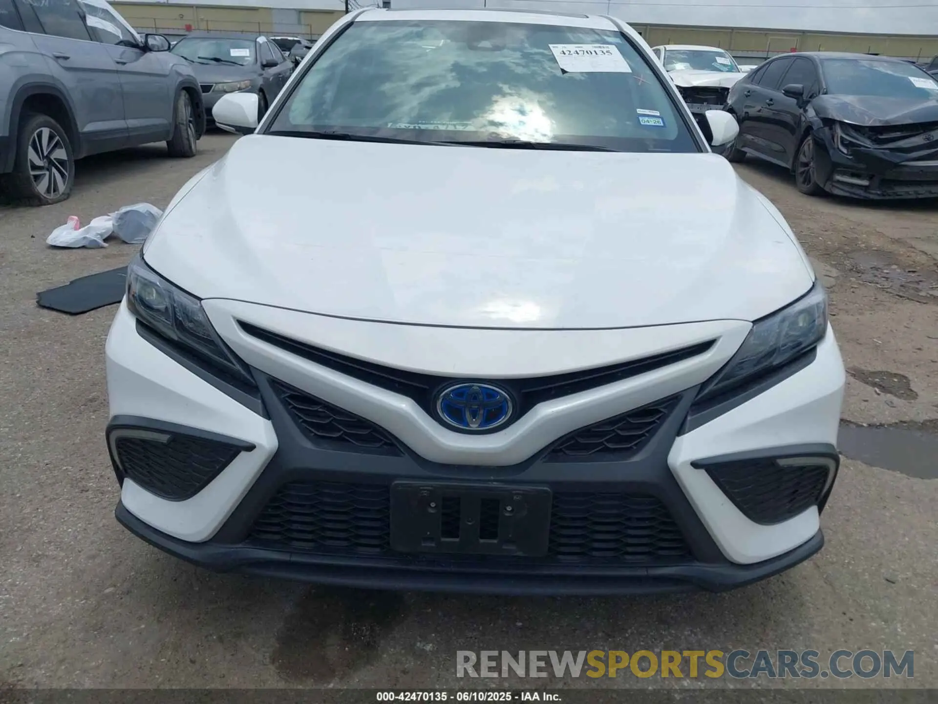 12 Photograph of a damaged car 4T1S31AKXPU612467 TOYOTA CAMRY 2023