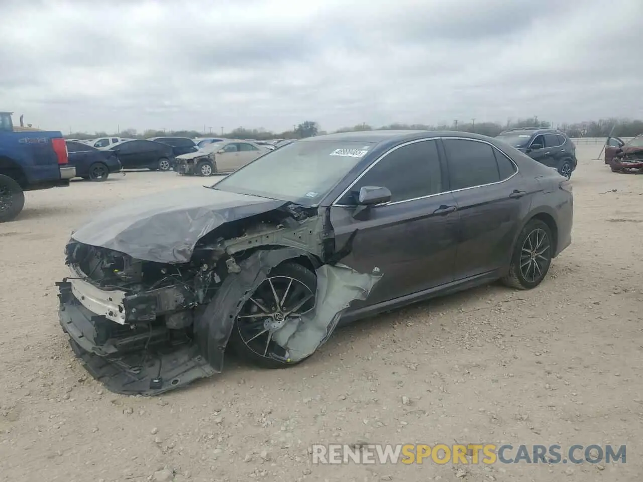 1 Photograph of a damaged car 4T1T11AK0PU780287 TOYOTA CAMRY 2023