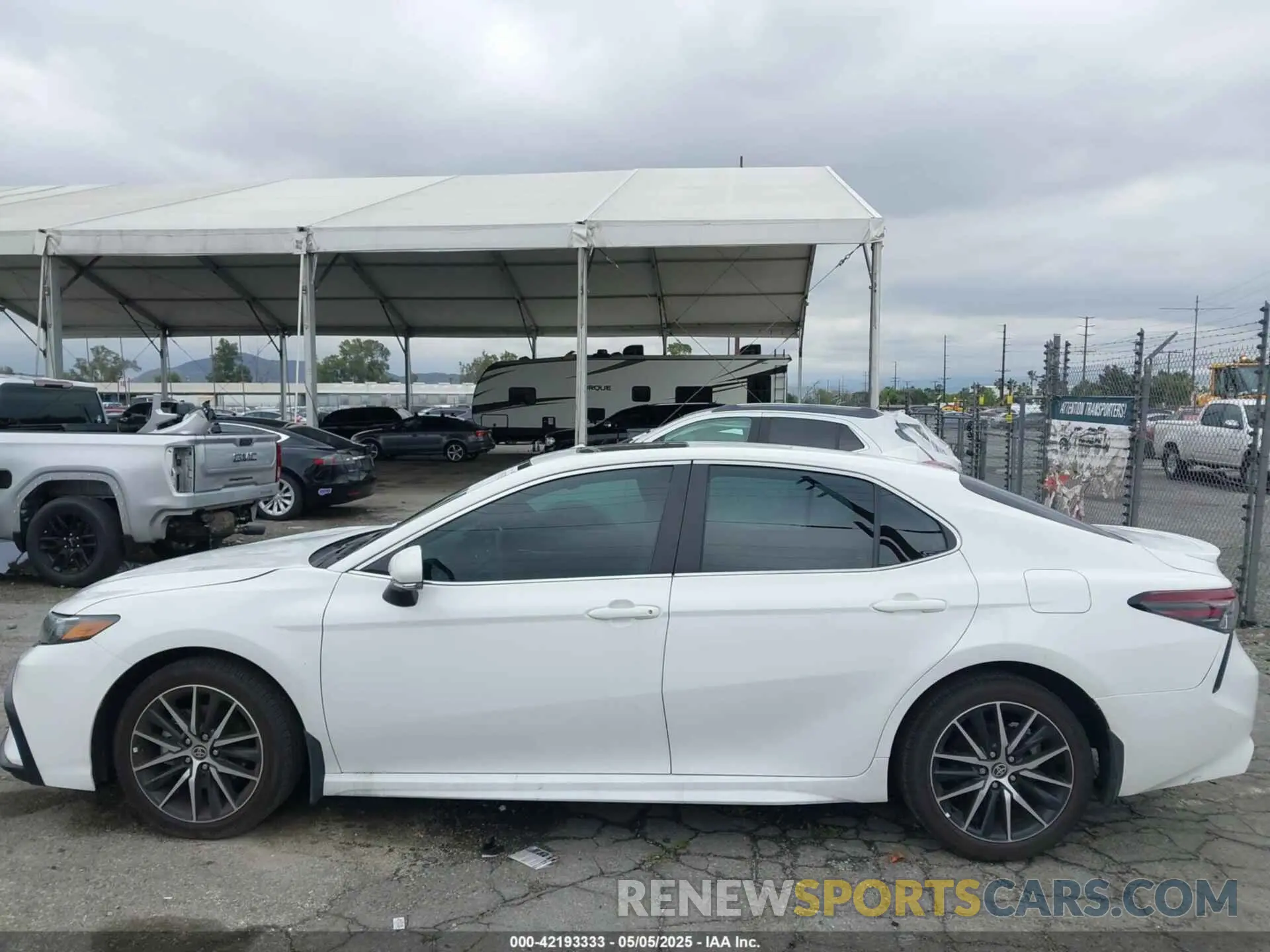 14 Фотография поврежденного автомобиля 4T1T11AK0PU829763 TOYOTA CAMRY 2023