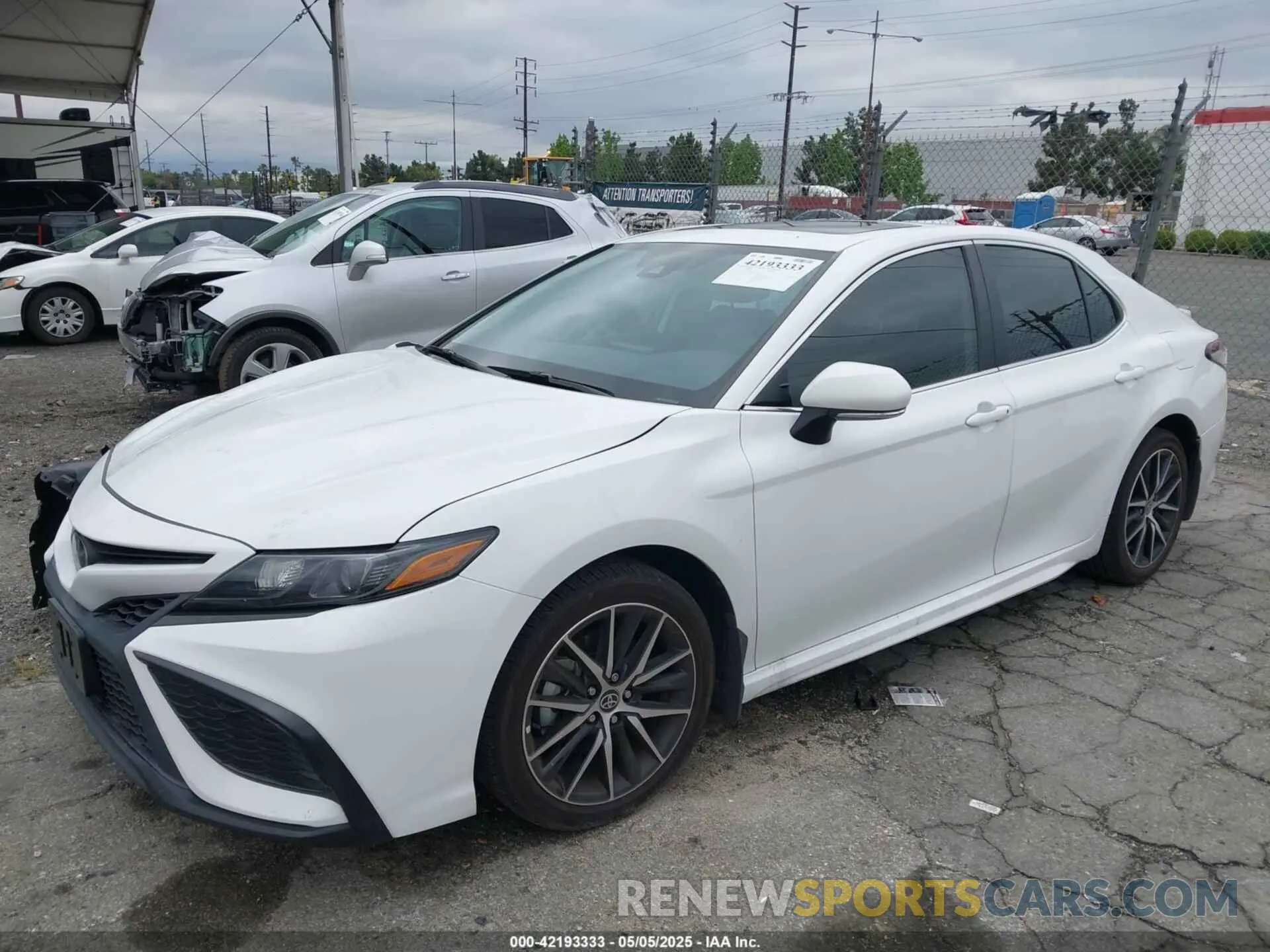 2 Фотография поврежденного автомобиля 4T1T11AK0PU829763 TOYOTA CAMRY 2023
