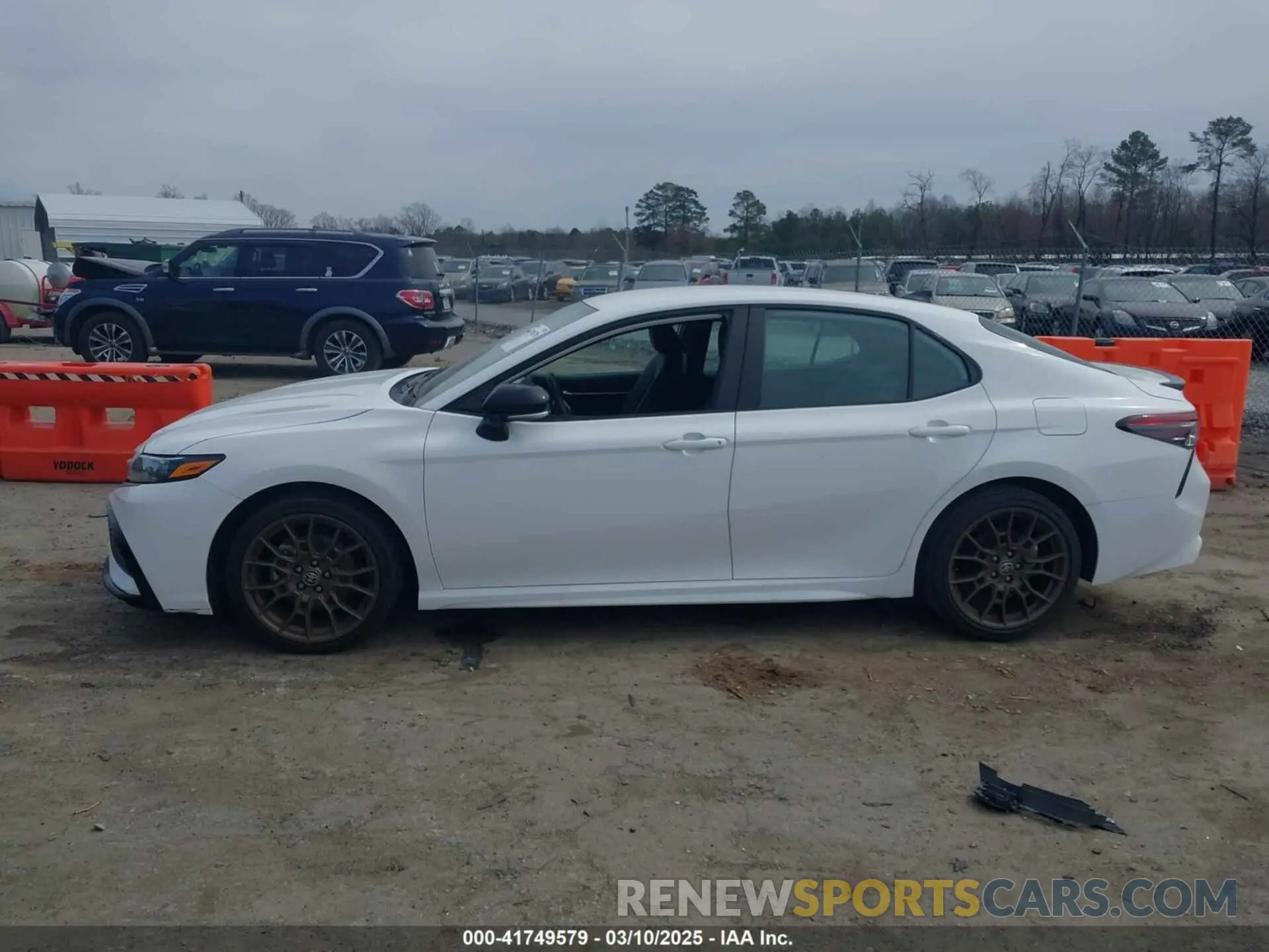 14 Фотография поврежденного автомобиля 4T1T11AK1PU087518 TOYOTA CAMRY 2023