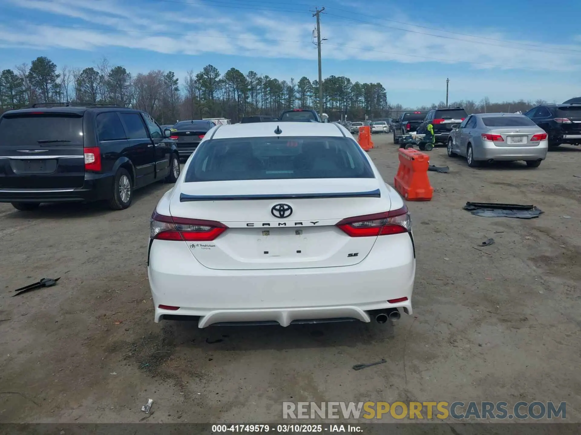 16 Фотография поврежденного автомобиля 4T1T11AK1PU087518 TOYOTA CAMRY 2023