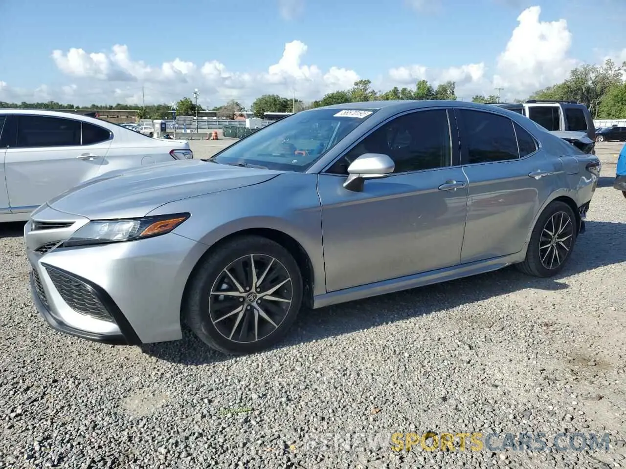 1 Фотография поврежденного автомобиля 4T1T11AK1PU835832 TOYOTA CAMRY 2023