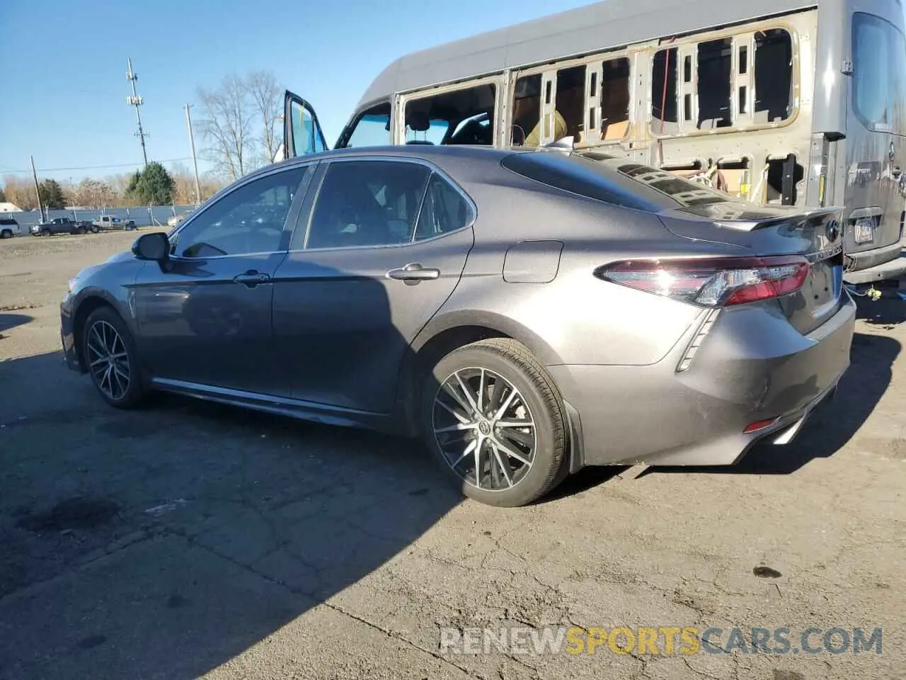 2 Photograph of a damaged car 4T1T11AK2PU783398 TOYOTA CAMRY 2023