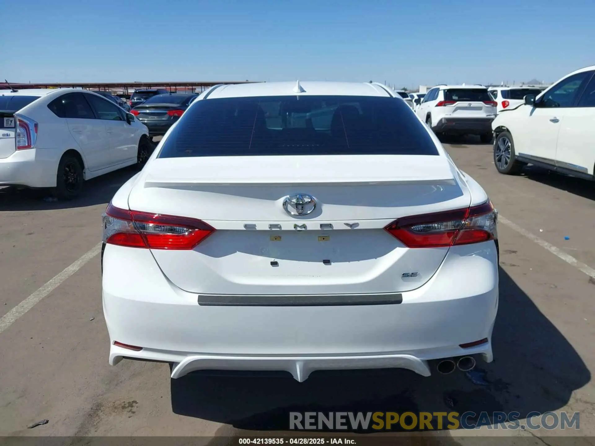 16 Фотография поврежденного автомобиля 4T1T11AK2PU827142 TOYOTA CAMRY 2023