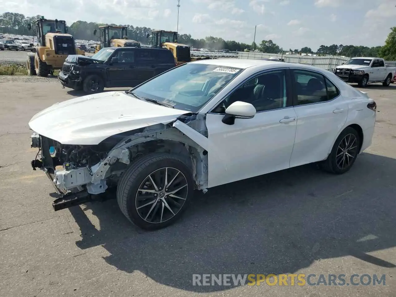 1 Photograph of a damaged car 4T1T11AK3PU724389 TOYOTA CAMRY 2023