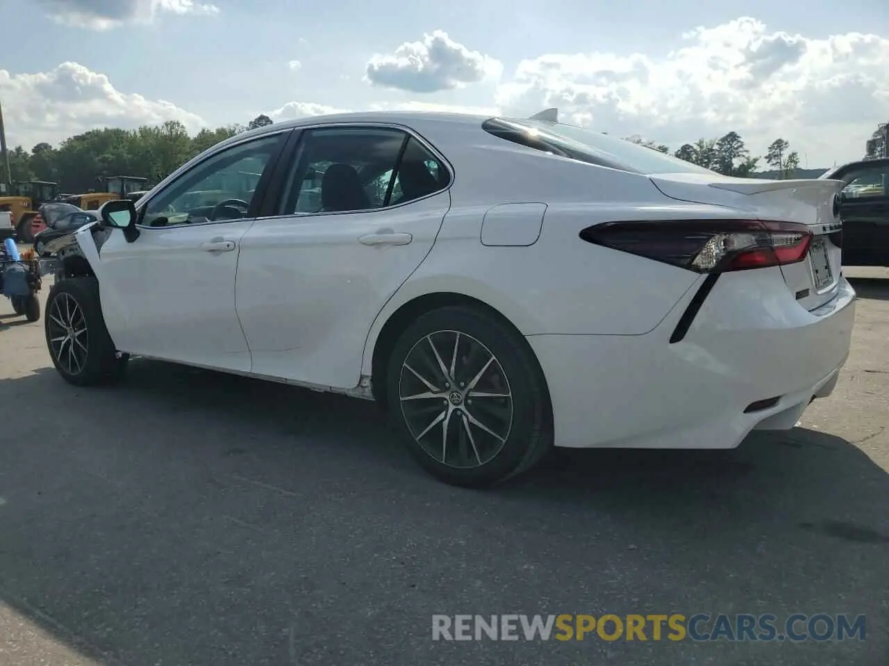 2 Photograph of a damaged car 4T1T11AK3PU724389 TOYOTA CAMRY 2023