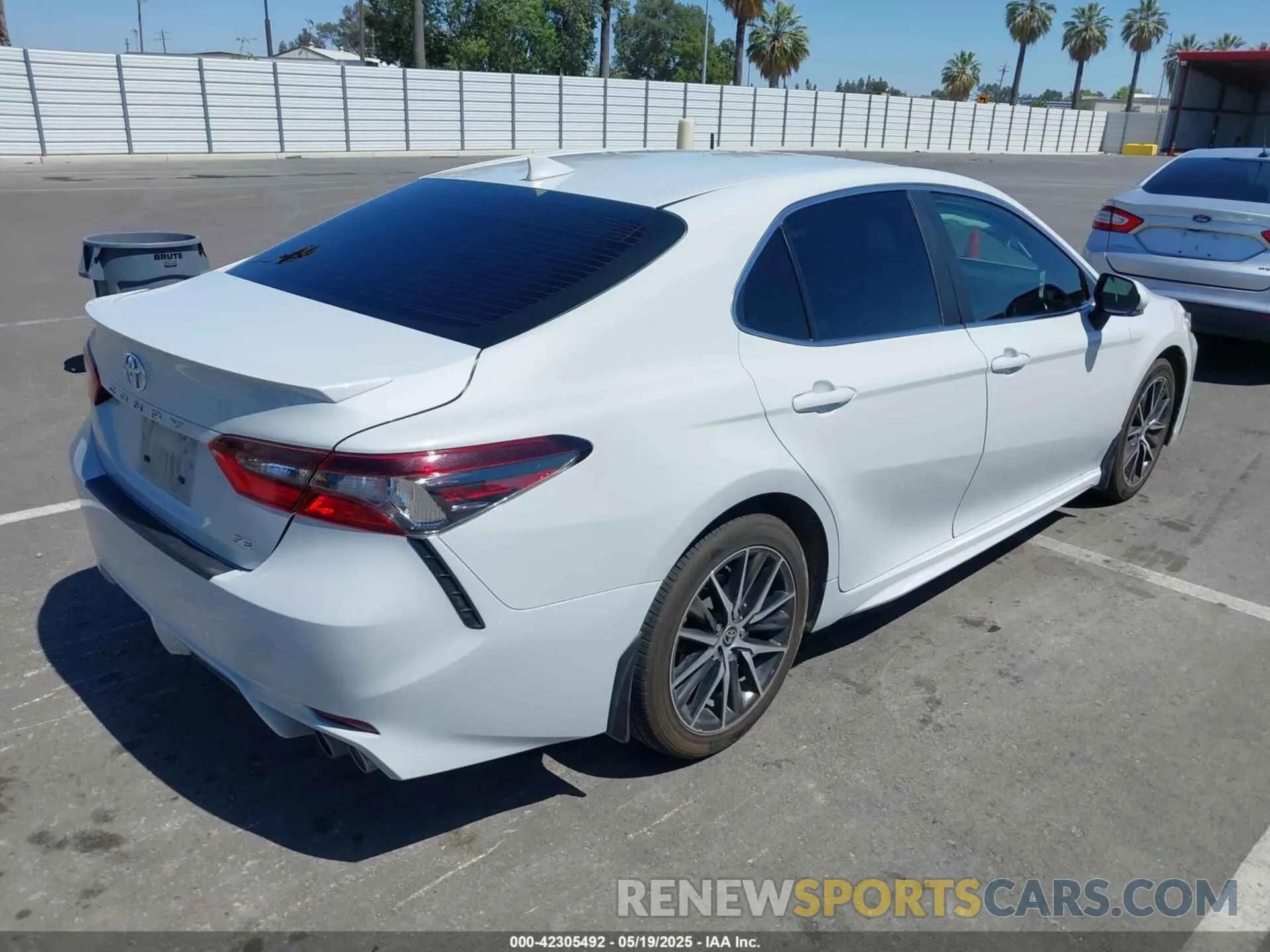4 Photograph of a damaged car 4T1T11AK4PU111150 TOYOTA CAMRY 2023