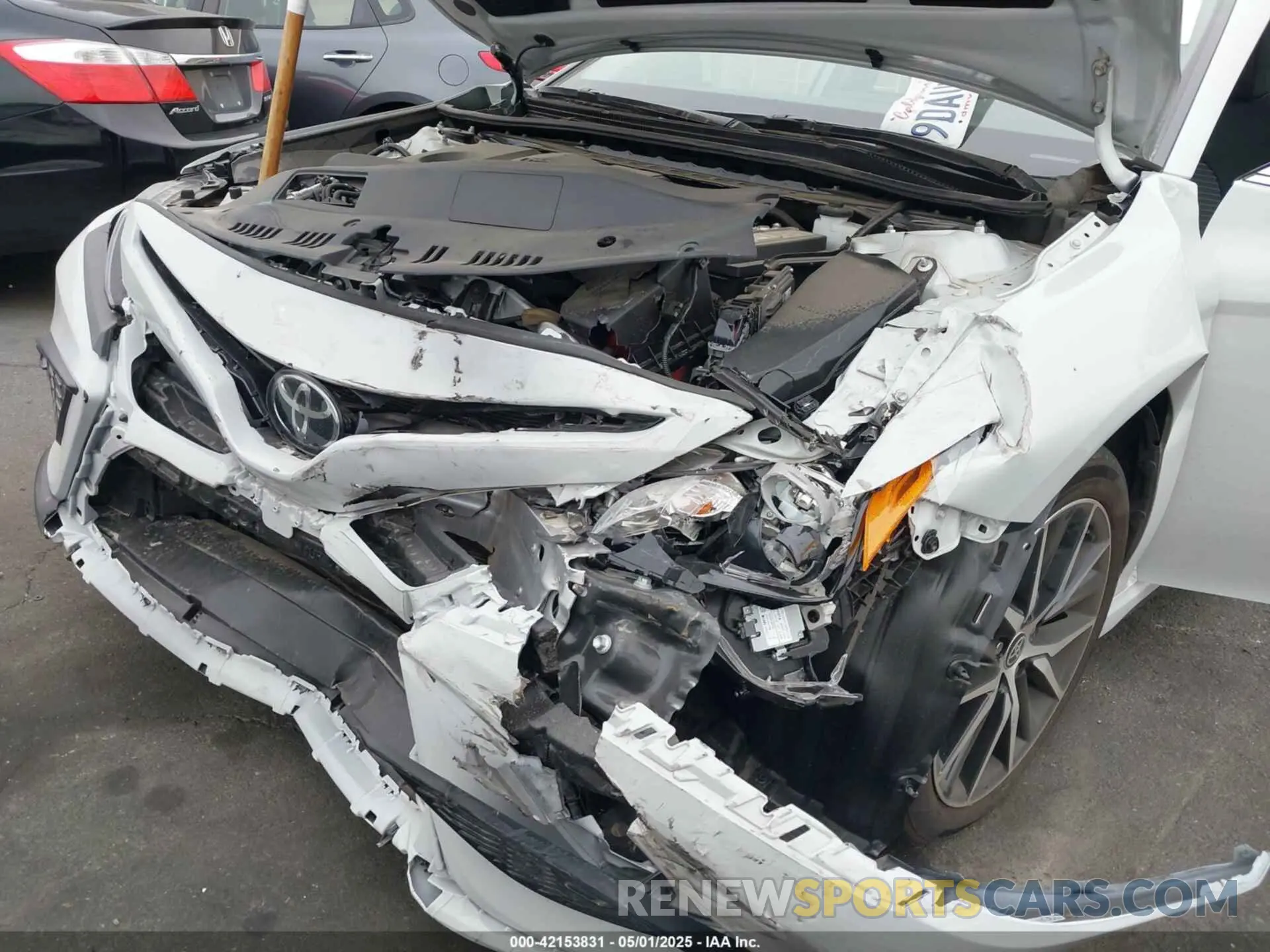 17 Photograph of a damaged car 4T1T11AK6PU091175 TOYOTA CAMRY 2023