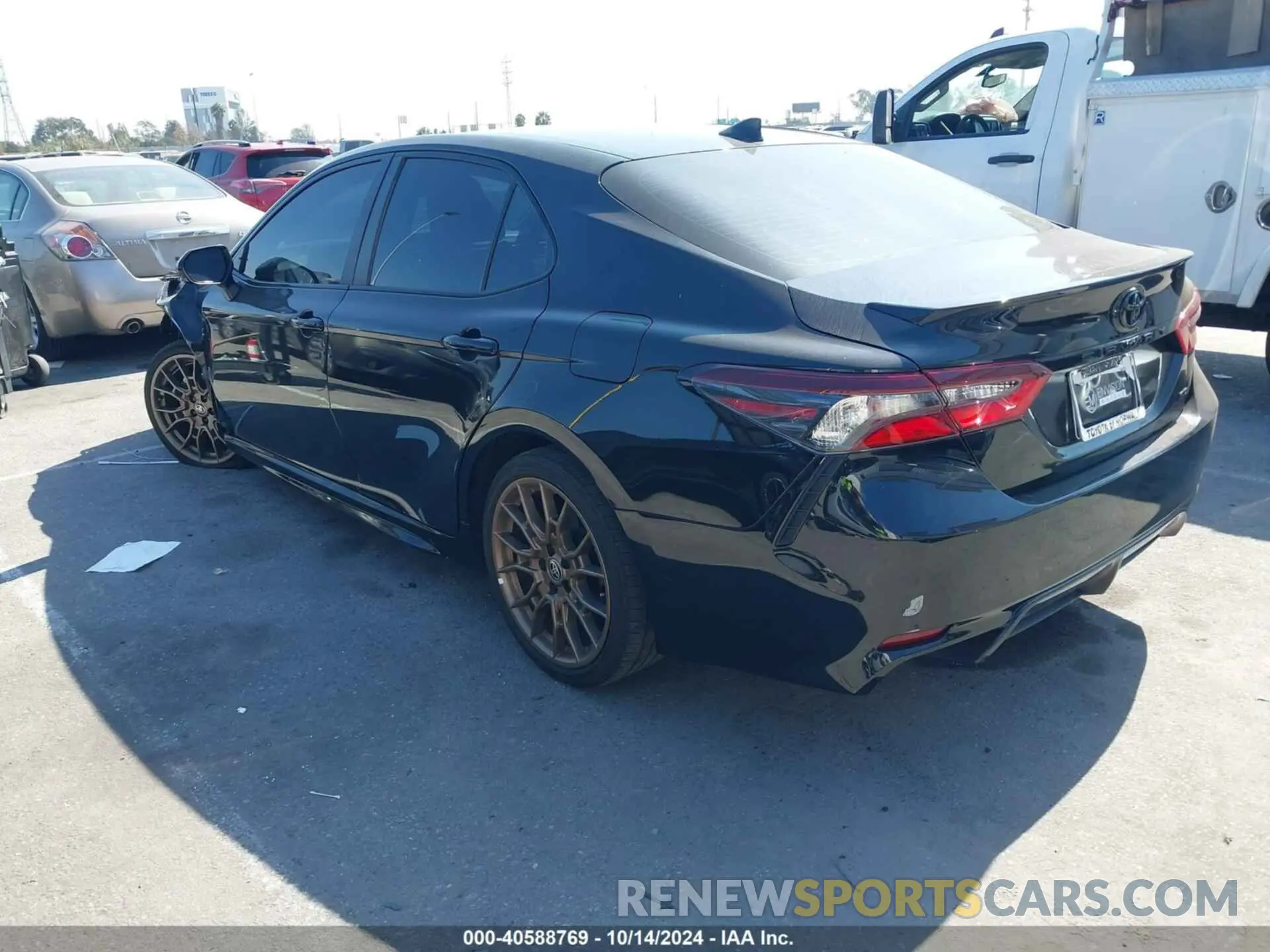 3 Фотография поврежденного автомобиля 4T1T11AK6PU187274 TOYOTA CAMRY 2023