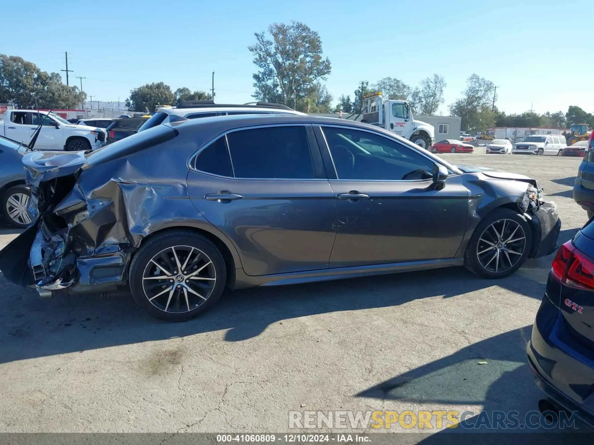 13 Фотография поврежденного автомобиля 4T1T11AK6PU796249 TOYOTA CAMRY 2023