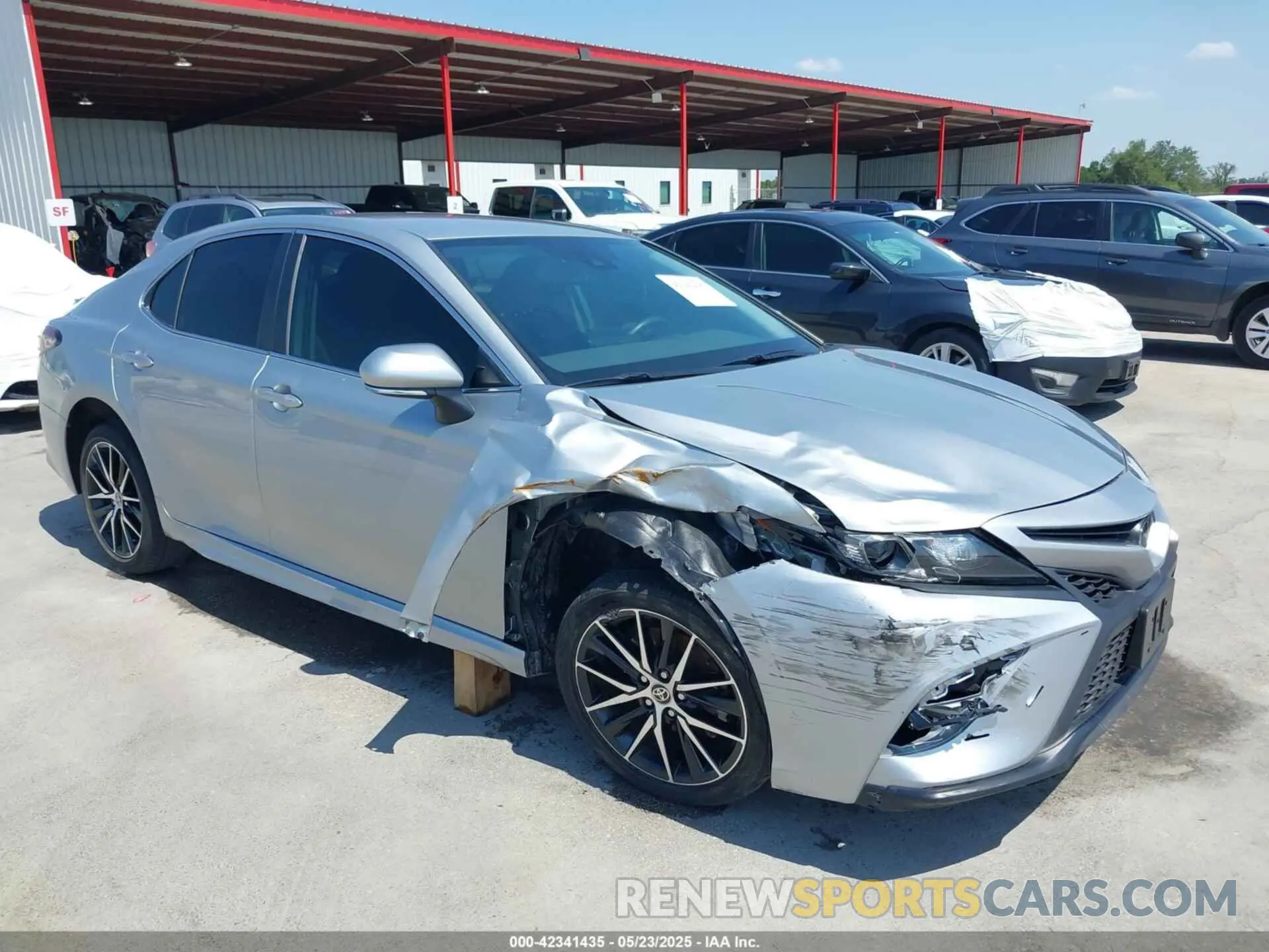 1 Photograph of a damaged car 4T1T11AK7PU080007 TOYOTA CAMRY 2023