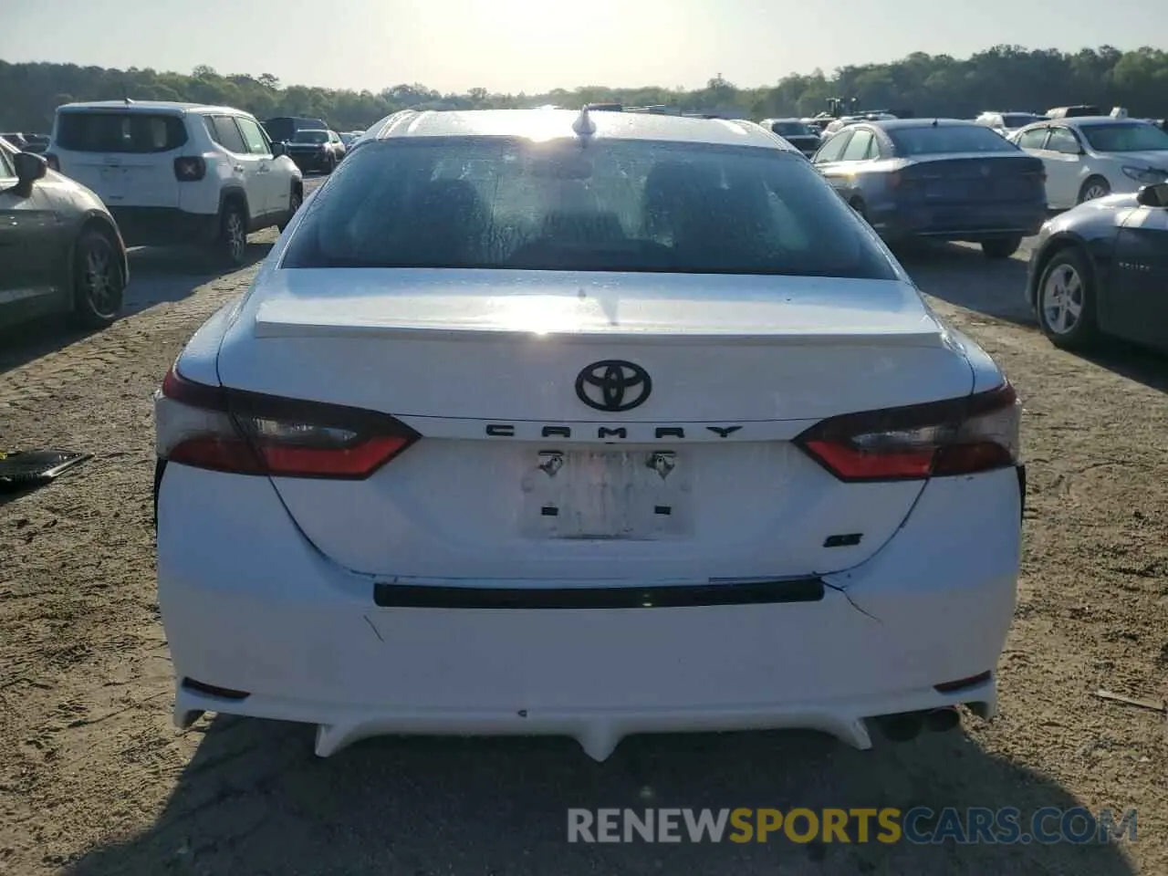 6 Фотография поврежденного автомобиля 4T1T11AK8PU164806 TOYOTA CAMRY 2023