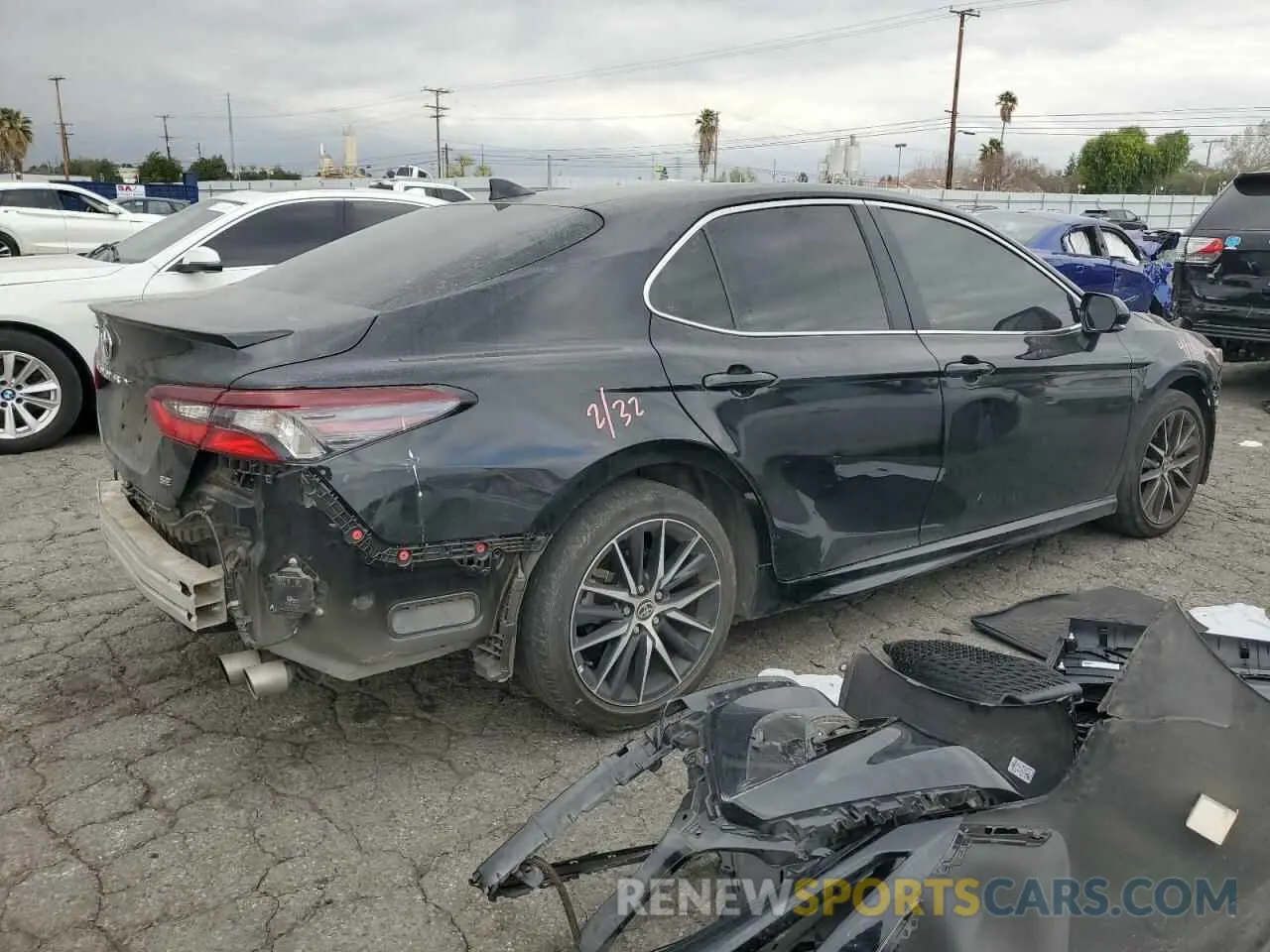 3 Photograph of a damaged car 4T1T11AK8PU170007 TOYOTA CAMRY 2023